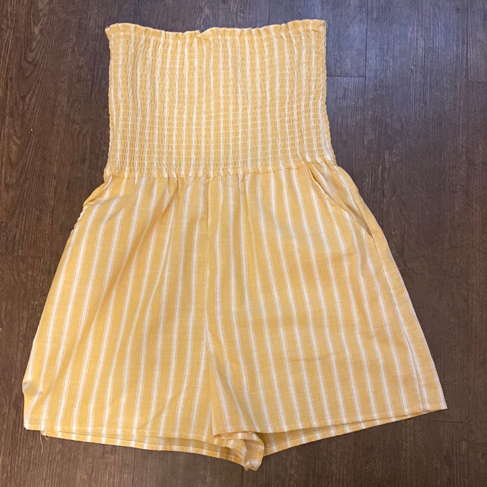Strapless romper WITH POCKETS